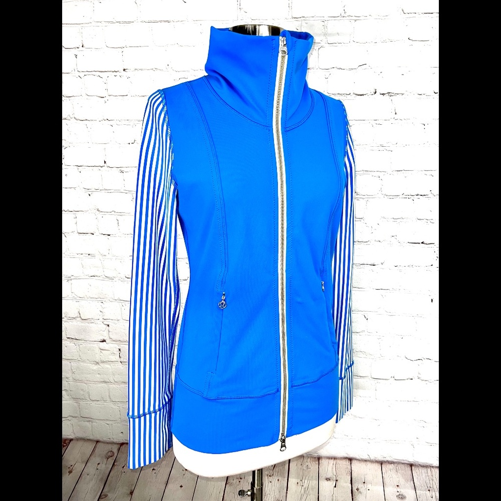 🚫SOLD! 💙Like New |•LULULEMON•| Beaming Blue Daily Yoga Full Zip Jacket💙 - Picture 13 of 16